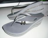 Chinelo 44 em strass