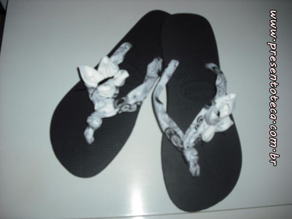 Chinelo em tecido 35