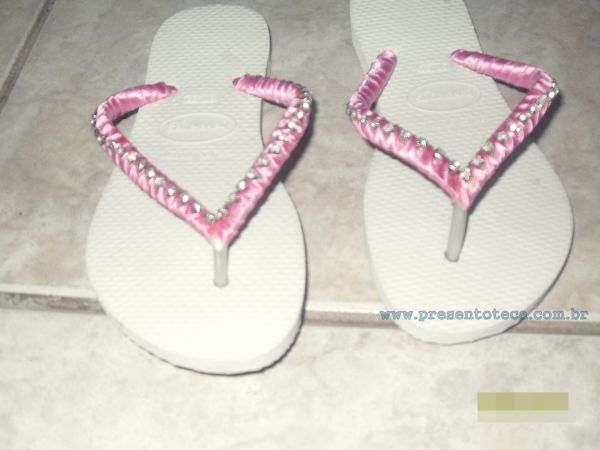 Chinelo A04